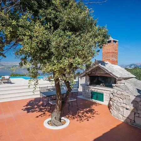 Olive Park House Brac Holiday home Povlja (Brac)