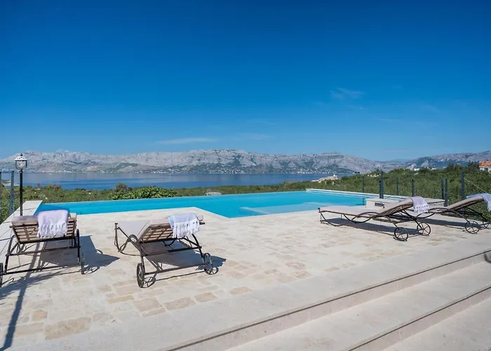 Olive Park House Brac