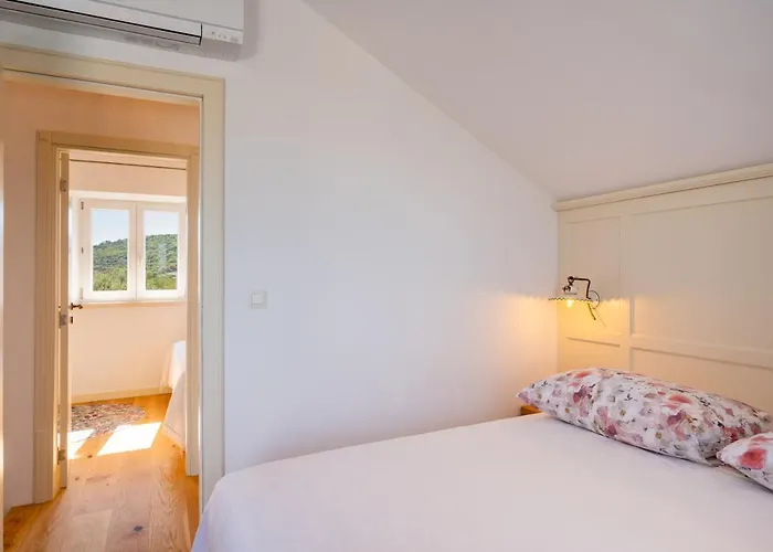 Olive Park House Brac * 포블랴